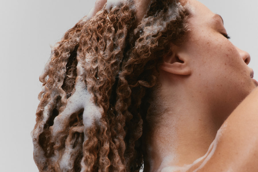 Olaplex Guide: Sulfate-Free vs Regular Shampoo for Relaxed and Chemically Treated Hair