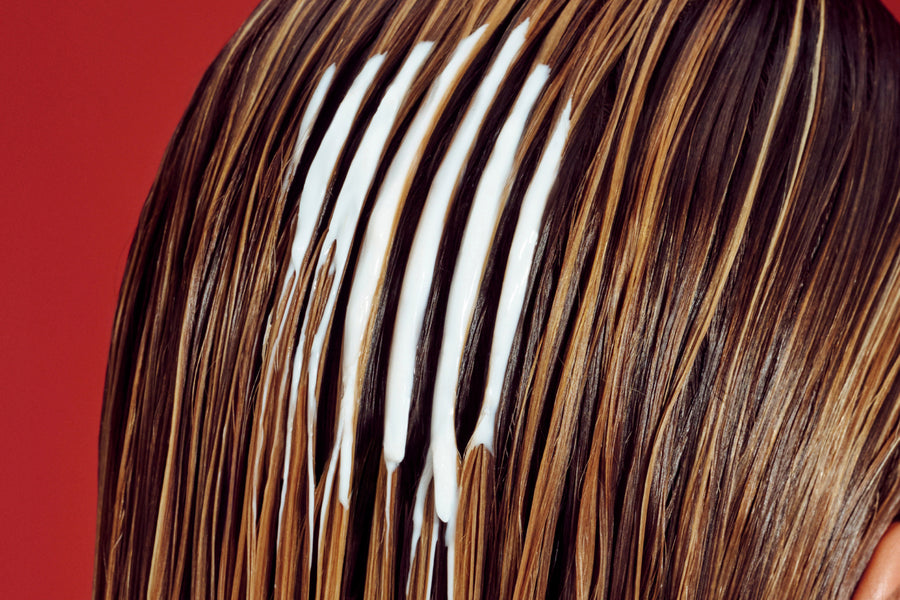 Leave-In vs Rinse-Out Conditioner for Fine Hair: How to Apply Each Without Buildup