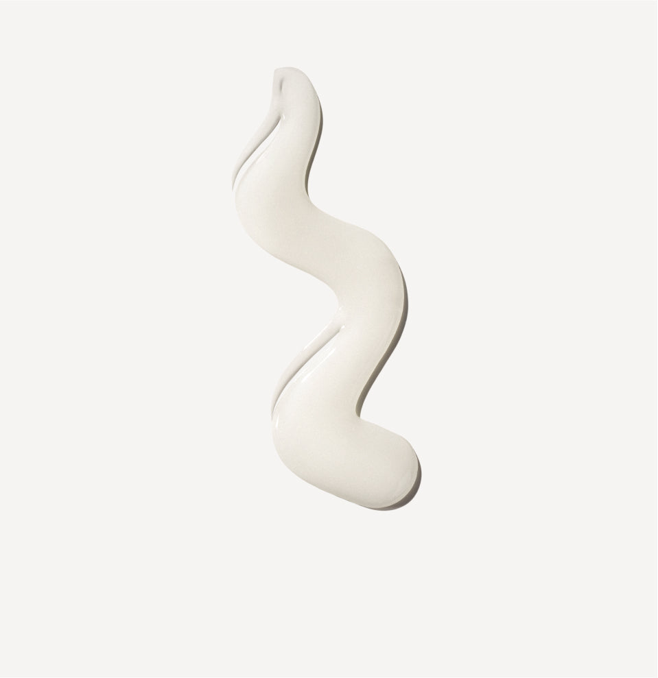 hover

textura del Nº.10 Bond Shaper™ Curl Defining Gel sobre un fondo blanco - alternate view